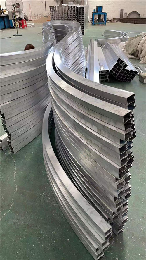 �����ķ���